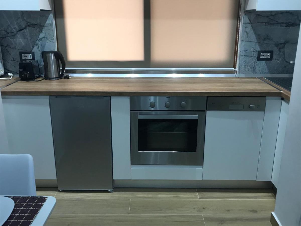 Durres Rebi Apartment ภายนอก รูปภาพ